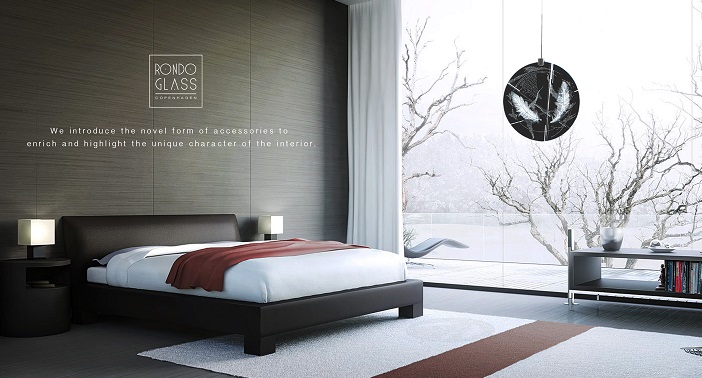 “Aleksandra Kuczynska is a glass artist that creates glass pieces all handmade with help of her creativity”